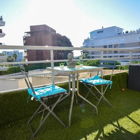 Apartment Port Marianne Avec Terrasse Et Parking Gratuit Montpellier