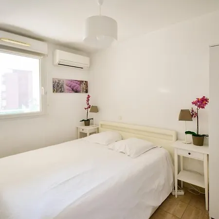 Port Marianne Avec Terrasse Et Parking Gratuit Appartement *