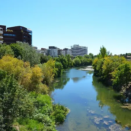 Port Marianne Avec Terrasse Et Parking Gratuit Appartement Montpellier